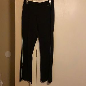 Izod active pants medium